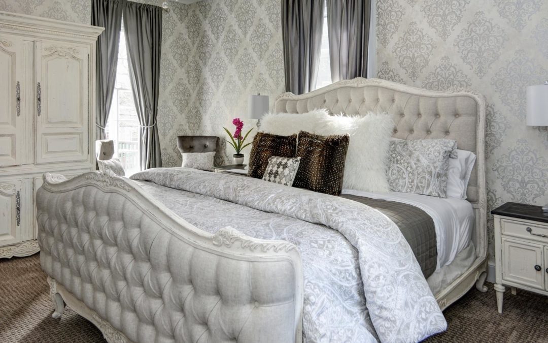 Which of our elegant rooms will you choose? Pictured: The Warne Cottage.