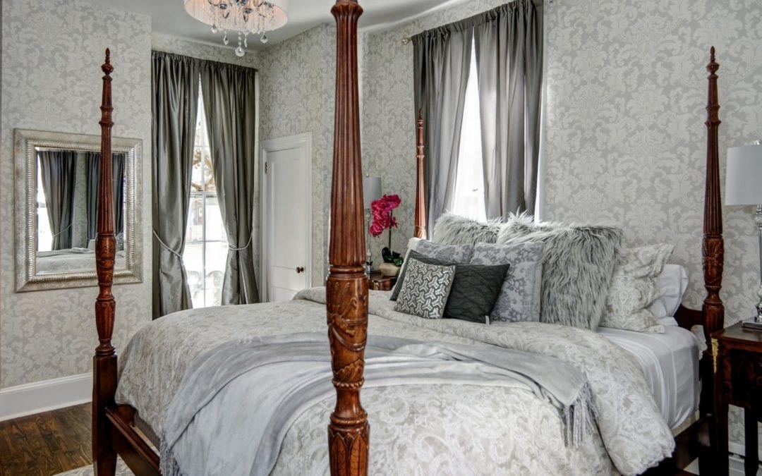 Which of our elegant rooms will you choose? Pictured: The Pharos Cottage.