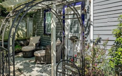 What are you looking forward to most on your next visit to The Harrison Inn? Coffee in this quiet, outdoor alcove is high on our list…